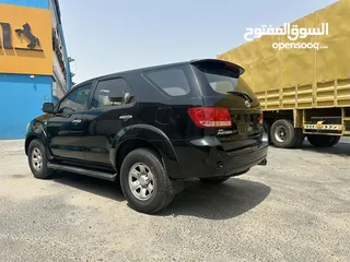  5 Toyota Fortuner SR5 2007