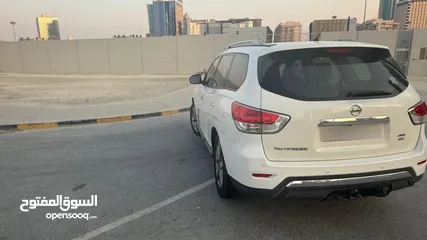  2 نيسان باثفندر دبل 2014    مشاء الله مالك اول ممشى قليل  صيانه بالوكيل  2014 Nissan Pathfinder 4x4 Fi