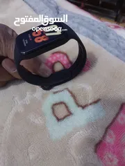  2 ساعه شاومى شبه جديده استعمال  شهر