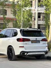  7 BMW X5 50e M Package