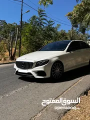  29 Mercedes E200 Amg kit 2017 Gasoline