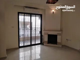  7 شقه للايجار في عبدون المساحه 220م