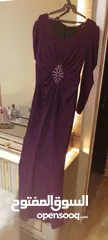  2 فساتين سهره للبيع بحاله النظيف