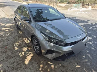  23 كيا سيراتو 2021 دهان الشركة الأصلي السيارة بحالة الشركة داخلية بوضع ممتاز جدا