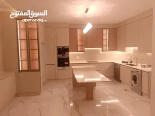  3 شقة فاخرة جديدة لم تسكن