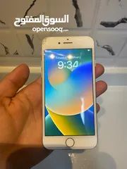  2 ايفون 8 نظيف جدا شبه جديد/ iphone 8 so clean like new