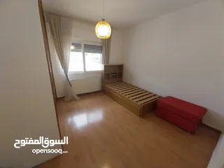  5 Unfurnished apartment to Rent  ( Property 38822 )-174775443