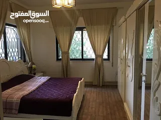  3 شقة مفروشه غرفة نوم واحدة في عمارة عاءلية للايجار