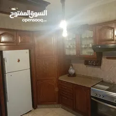  5 شقة لقطة للبيع طابق اول بالقرب من مدارس الابداع حي الريان