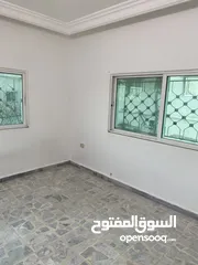  4 شقه للايجار
