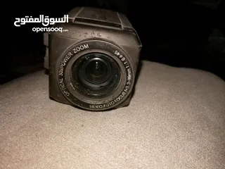  1 كمره مراقبه تعمل على نظام التصوير وتخزين على نت