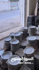  1 يوجد كميه صحون ، البيع جمله او مفرق