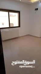  14 شقة للإبجار