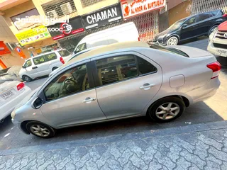  1 Toyota Yaris 2008