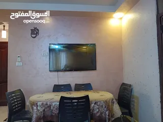  12 شقة اللبيع غرب إشارة البتراء 300 متر مساحة الشقة 140 متر ثاني فني