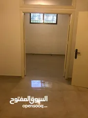  9 شقه فارغه للايجار بناء حديث الاجره شهريه 230