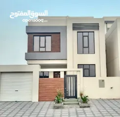  7 5 Bedrooms Villa for Sale in Maabilah REF:824R