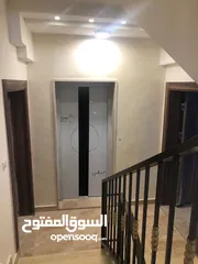  19 شقة للبيع في حي عدن  طابق ثالث