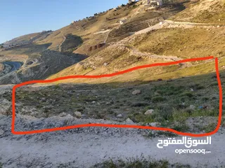 2 نص دنم أرض للبيع مباشرة من المالك بدون أي وسطاء تصنيف B مسموح البناء في أي وقت بدون قيود أو شروط
