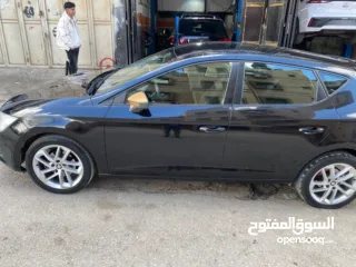  3 للبيع – سيات ليون 2014