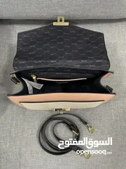  4 جلد ماركة الدو من فرع الافنيوز مستعمل قليل جداً Aldo Brand Almost New