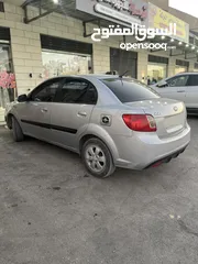  4 كيا ريو 2008