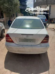  4 مرسيدس بنز (C_W203)