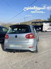  3 جولف بحاله ممتازه دفعه صغيره وشكات