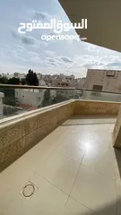 22 شقة للإيجار في منطقة ام السماق مساحة 220