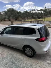 2 أوبل‏ زافيرا‏، 3 الجيل‏، كومباكت فان‏ 1.4 MT‏، بنزين‏ 140 حصان‏، أمامي
