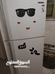  1 ثلاجة هيتاشي مستعمل بحال النظيف