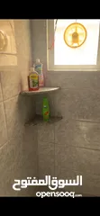  2 شقه سكنيه مفروشه جزئي تشطيب جديد فيها ثلاجه وتخوت وفرشات وخزانه