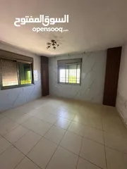  3 شقة للإيجار بل قرب من مفرق 17