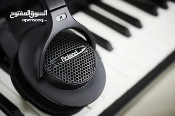  4 سماعة رولاند Roland أصليه سلك 3 متر مخصصه ل المكسرات وأجهزة الصوت
