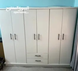  9 غرفة نوم مودرن باللون الابيض بحاال الجديد  خزانة وسرير مع فرشة وتسريحة  وكوميدينا