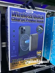  2 remax  wireless QUICK CHARGE POWER BANK