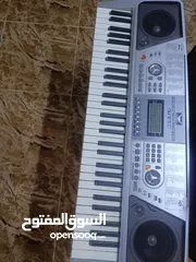  1 بيانو كهربائي ممتاز مع اصوات وايقاعات
