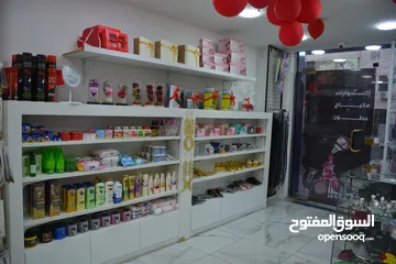  1 محل اكسسوارات للبيع