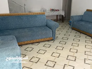  1 كراسي ( كنب ) بحاله جيده لون تركواز