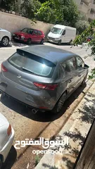  4 سيات ليون 2015 غير عادي / البيع كاش فقط