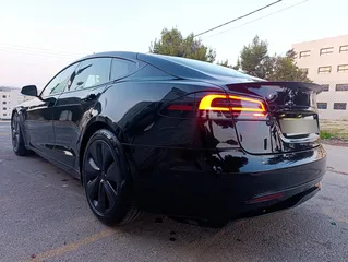  15 TESLA MODEL S PLAID 2022