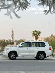  7 Toyota L/Cruiser VXR 5.7 - 2014