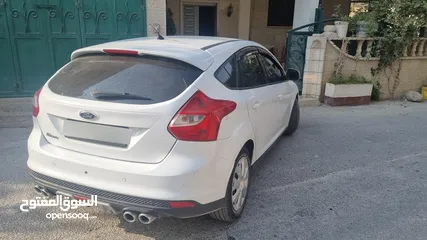  6 فورد فوقس هاتش باك 2013
