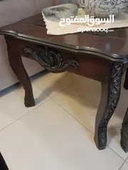  2 طقم طاولات وسط مستعملة استعمال نظيف