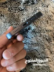  13 يوجد 3 ايفونات  ايفون13 عدد2  ايفون12
