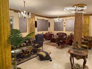  10 فيلا مستقله شرق الاكاديمية, Private villa in the first block.