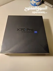  3 A Brand New Sealed Vivo x70 pro phone with 256GB!!!  Price is Negotiable!!