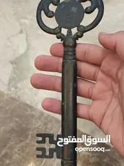  2 مفتاح قديم للبيع