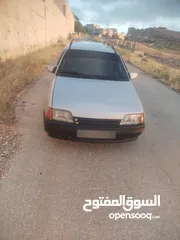  6 اوبل كدت ستيشن موديل 88 محرك 1600 انجكشن فحص قير عادي مرخصه ترخيص طويل