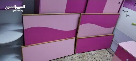  4 غرفة نوم بناتية بسعر حررررق استعمال خفيف خشب لاتيه أقرء الوصف